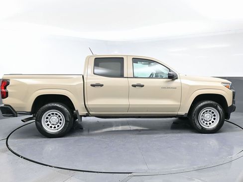 Used 2024 Chevrolet Colorado W/T image 8
