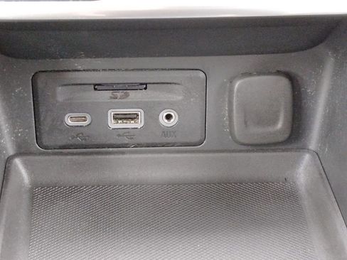 Used 2021 GMC Terrain SLE w/ Driver Convenience Package image 17