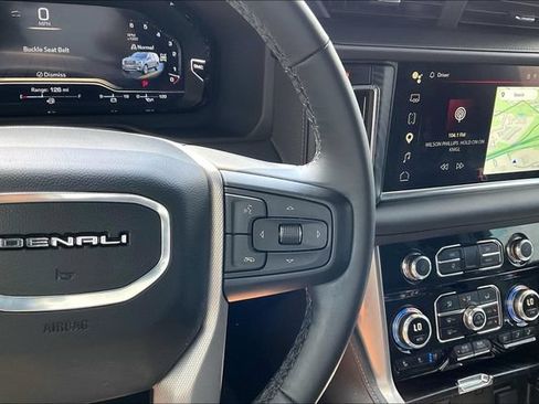 Used 2024 GMC Yukon Denali AWD/4WD image 17