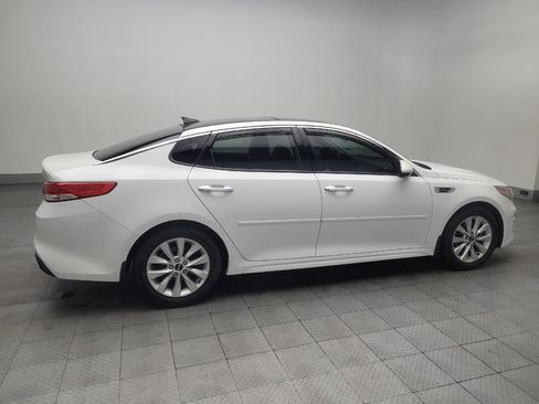 Used 2016 Kia Optima EX w/ Premium Package image 10