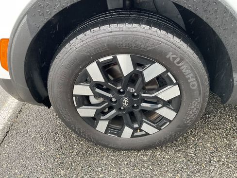 Used 2025 Hyundai Santa Cruz SEL image 4