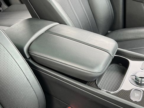 Certified 2022 Bentley Bentayga image 46