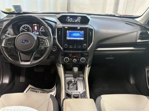 Used 2019 Subaru Forester Premium AWD/4WD image 9