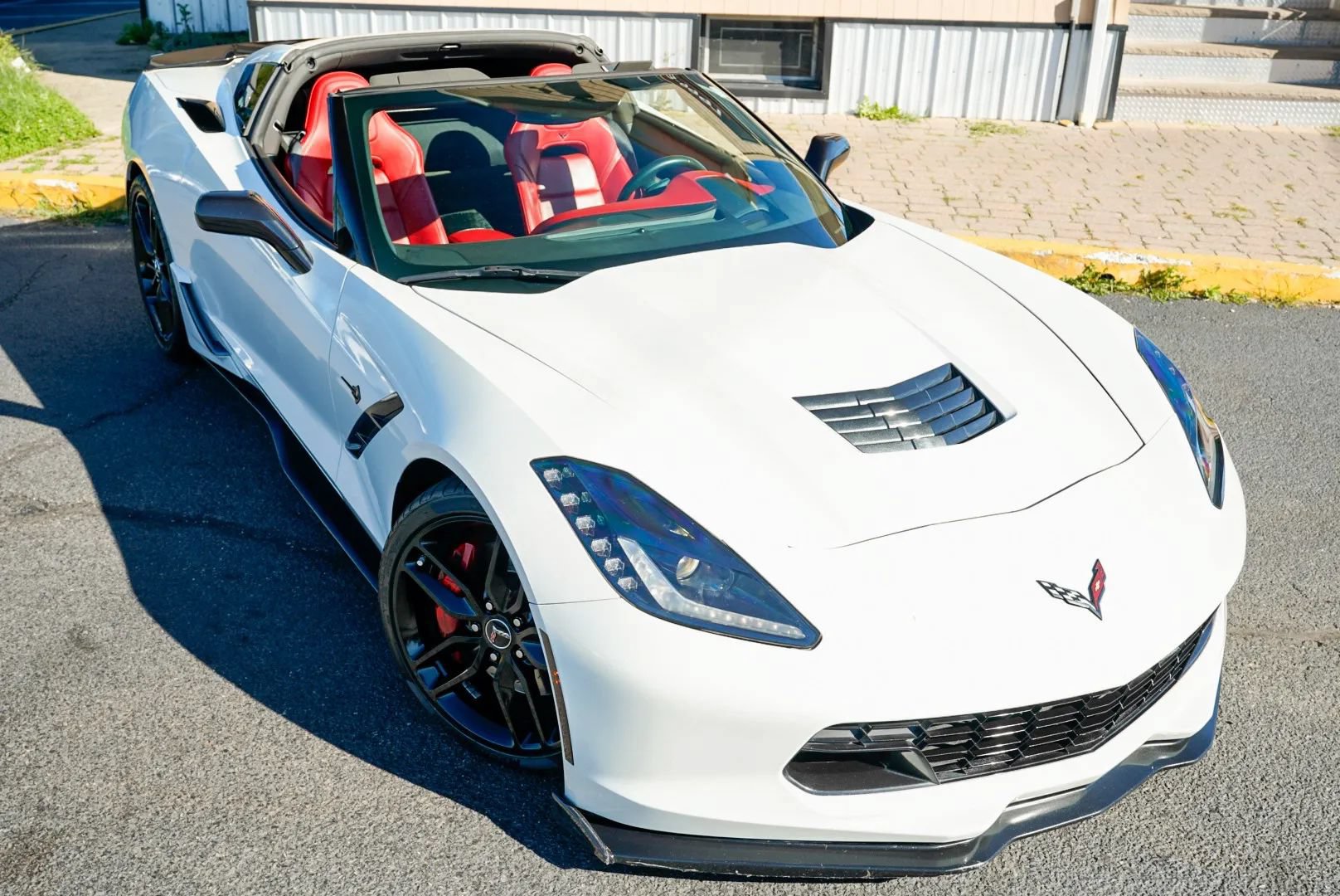 Used 2014 Chevrolet Corvette Stingray Coupe w/ Z51 3LT RWD image 3