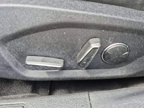 Used 2020 Ford Fusion SE AWD/4WD image 16