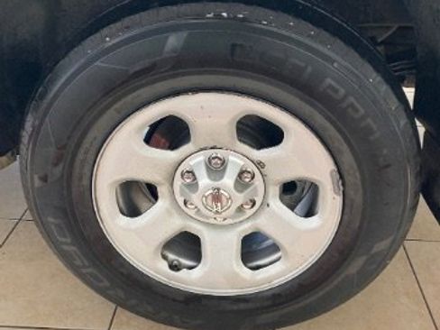 Used 2018 Nissan Titan S w/ S Utility Package image 23