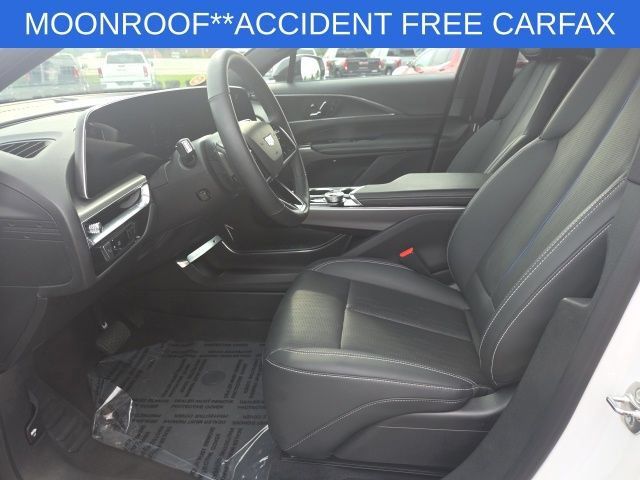 Used 2024 Cadillac Lyriq Sport RWD image 27