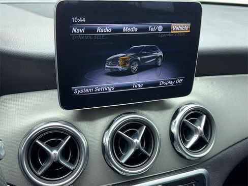 Used 2020 Mercedes-Benz GLA 250 image 26