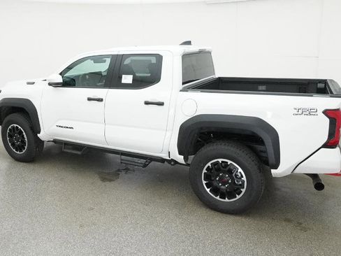 New 2025 Toyota Tacoma TRD Off-Road image 7