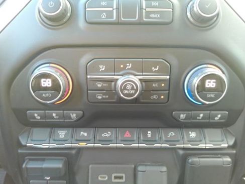 Used 2020 Chevrolet Silverado 3500 LTZ w/ LTZ Texas Edition image 46