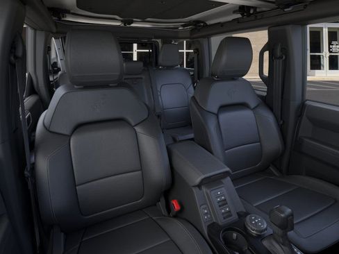 New 2026 Ford Bronco Badlands image 10