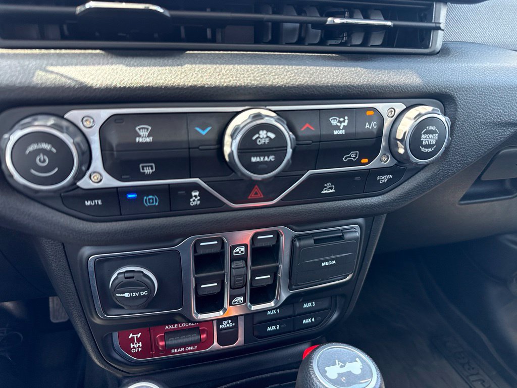 Certified 2025 Jeep Wrangler Unlimited Sport S 4xe AWD/4WD image 23