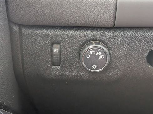 Used 2021 Chevrolet Colorado W/T image 10