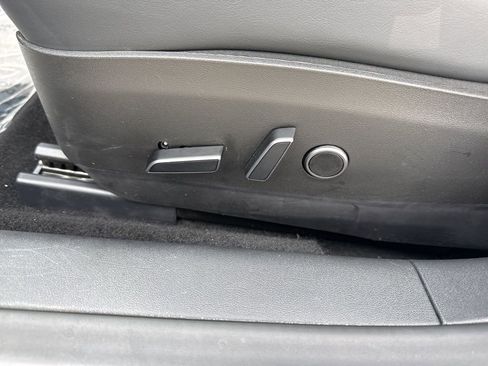 Used 2023 Tesla Model 3 Performance image 10