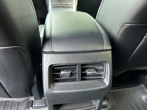 Used 2020 Ford Edge ST w/ Cold Weather Package AWD/4WD image 21