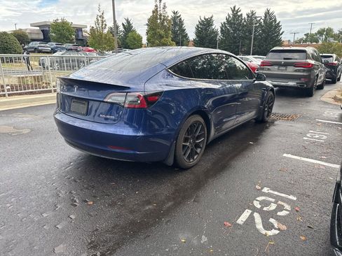 Used 2021 Tesla Model 3 Performance image 5
