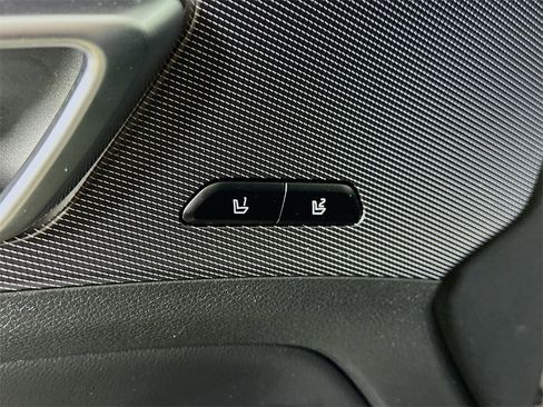 Used 2023 Kia Sportage SX image 17