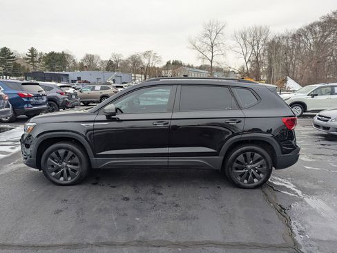 Used 2023 Volkswagen Taos S image 8