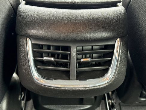 Used 2023 Chevrolet Malibu LT FWD image 20