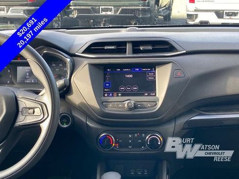 Used 2023 Chevrolet TrailBlazer LT image 21