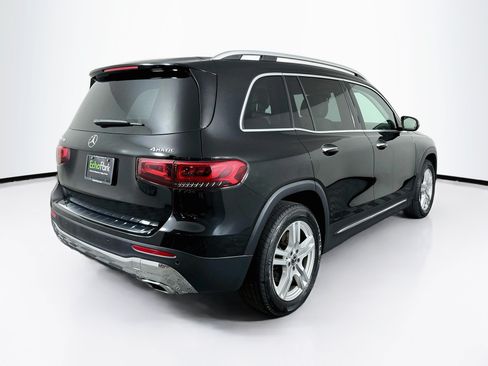 Used 2023 Mercedes-Benz GLB 250 4MATIC image 9