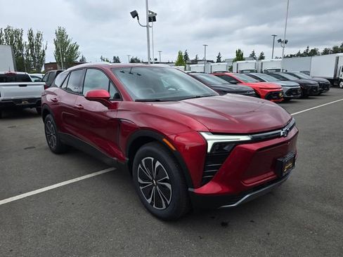 New 2025 Chevrolet Blazer EV LT image 16