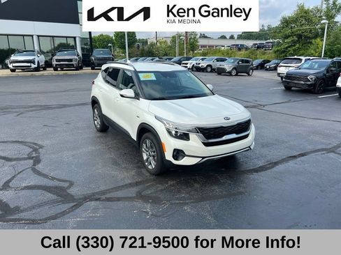 Used 2021 Kia Seltos S AWD/4WD image 6