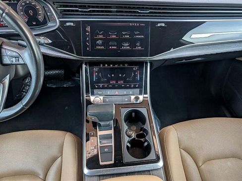 Used 2019 Audi Q8 Premium Plus w/ Premium Plus image 21