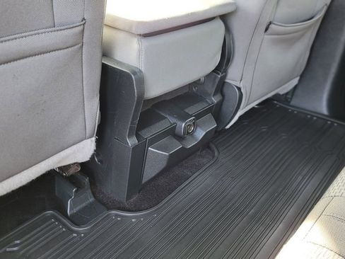 Used 2017 Ford F150 XLT w/ Equipment Group 302A Luxury image 26