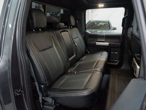 Used 2019 Ford F150 Lariat w/ Equipment Group 502A Luxury image 33