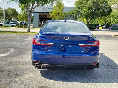 New 2026 Toyota Camry SE w/ Convenience Package FWD image 5