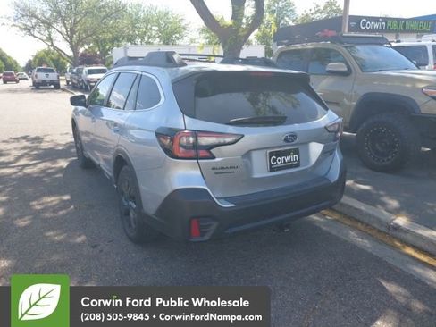 Used 2022 Subaru Outback Onyx Edition XT AWD/4WD image 6