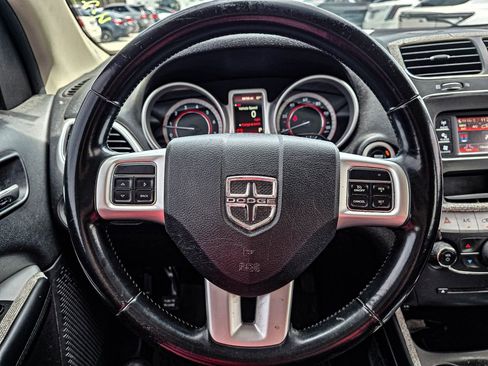 Used 2019 Dodge Journey SE w/ Premium Group FWD image 22