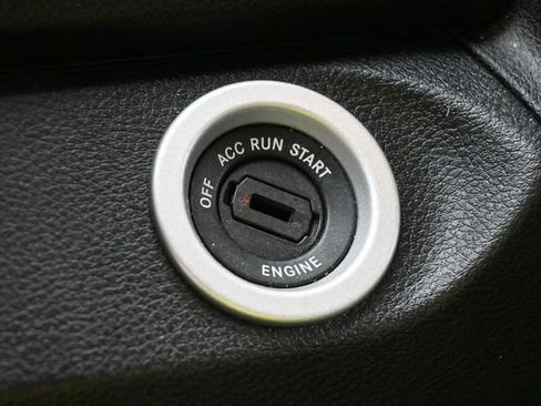 Used 2024 RAM 1500 Warlock AWD/4WD image 21