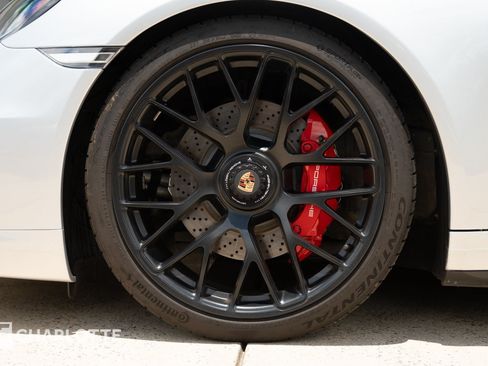 Used 2016 Porsche 911 Carrera GTS w/ GTS Interior Package RWD image 11