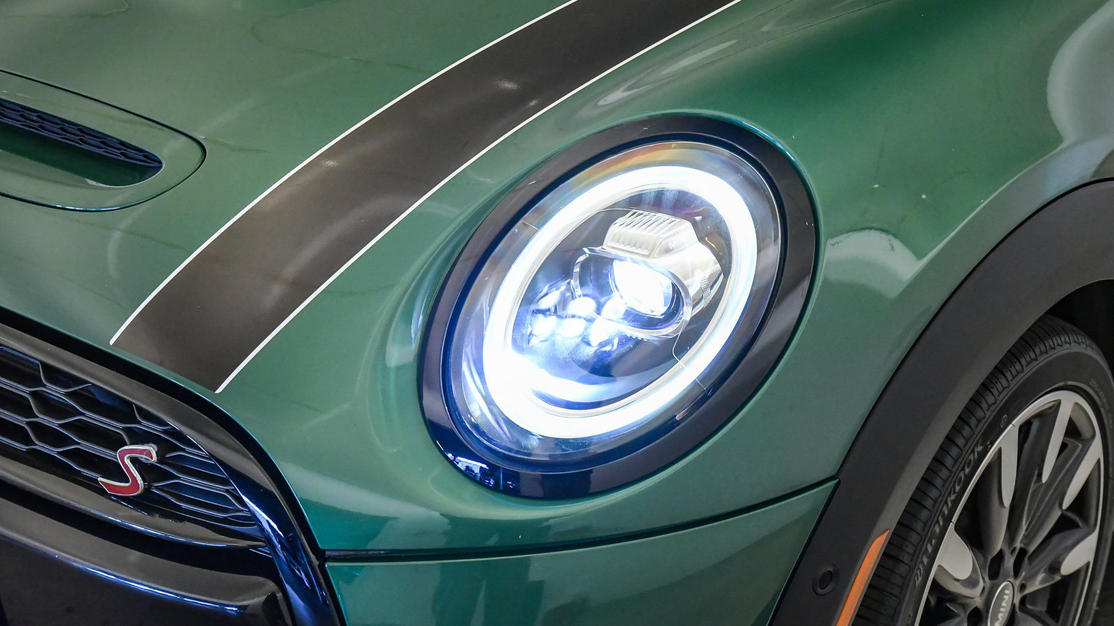 Used 2021 MINI Cooper S w/ Driver Assistance Package FWD image 9
