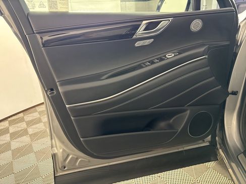 Used 2025 Genesis GV80 2.5T Standard image 15