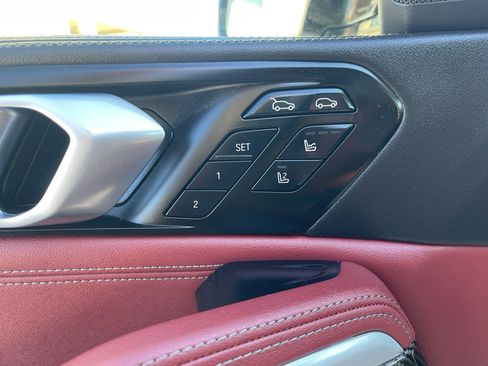 Used 2025 BMW X6 M60i image 23