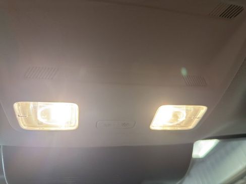 Used 2024 Ford Maverick Lariat w/ Black Appearance Package image 23