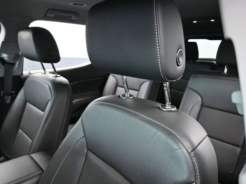 Used 2021 GMC Acadia SLT image 15