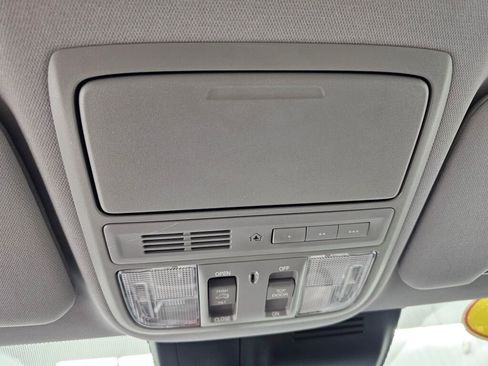 Used 2021 Honda CR-V EX-L image 12