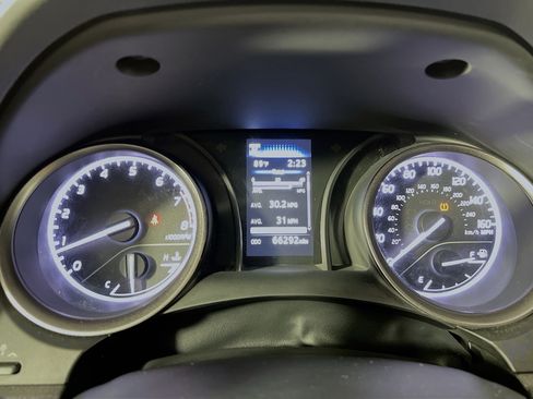 Used 2023 Toyota Camry SE image 21