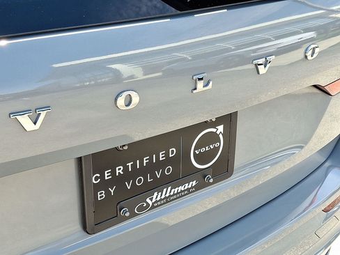 Certified 2025 Volvo XC60 T8 Core w/ Climate Package image 30