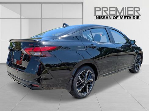 New 2025 Nissan Versa SR w/ Trunk Package image 5