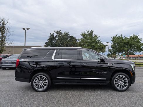 Certified 2025 GMC Yukon XL Denali AWD/4WD image 2