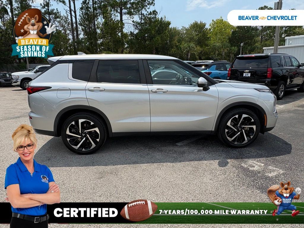 Used 2023 Mitsubishi Outlander SE FWD image 8