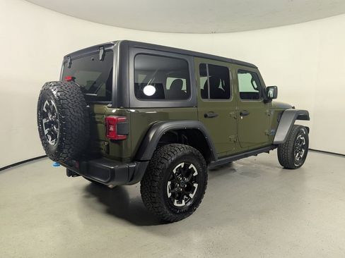 Used 2024 Jeep Wrangler Unlimited Rubicon 4xe AWD/4WD image 8
