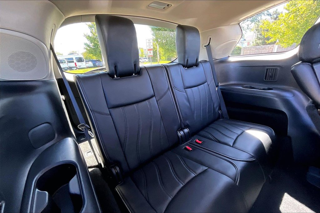 Used 2015 INFINITI QX60 Luxe w/ Premium Plus Package AWD/4WD image 33