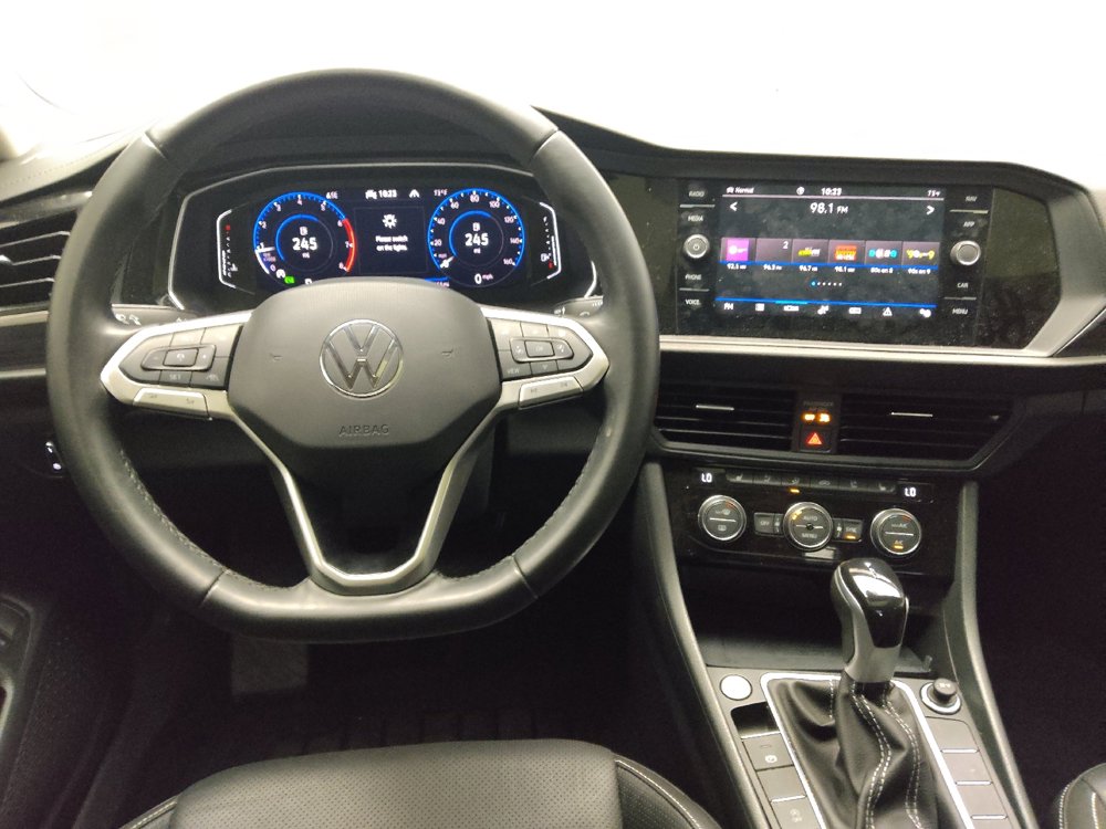 Used 2023 Volkswagen Jetta SEL FWD image 22