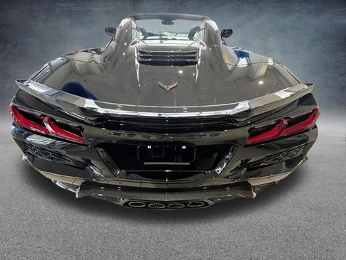 Used 2025 Chevrolet Corvette Z06 w/ Stealth Interior Trim Package RWD image 11